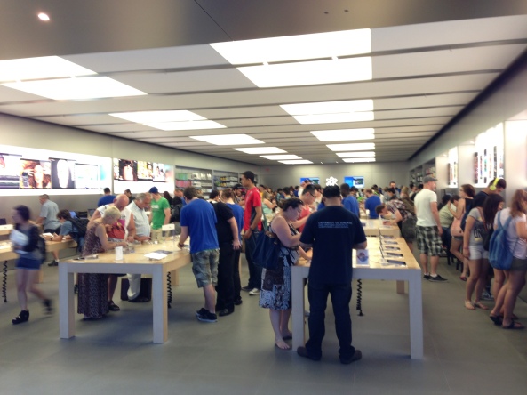 Apple store Eaton Centre Toronto